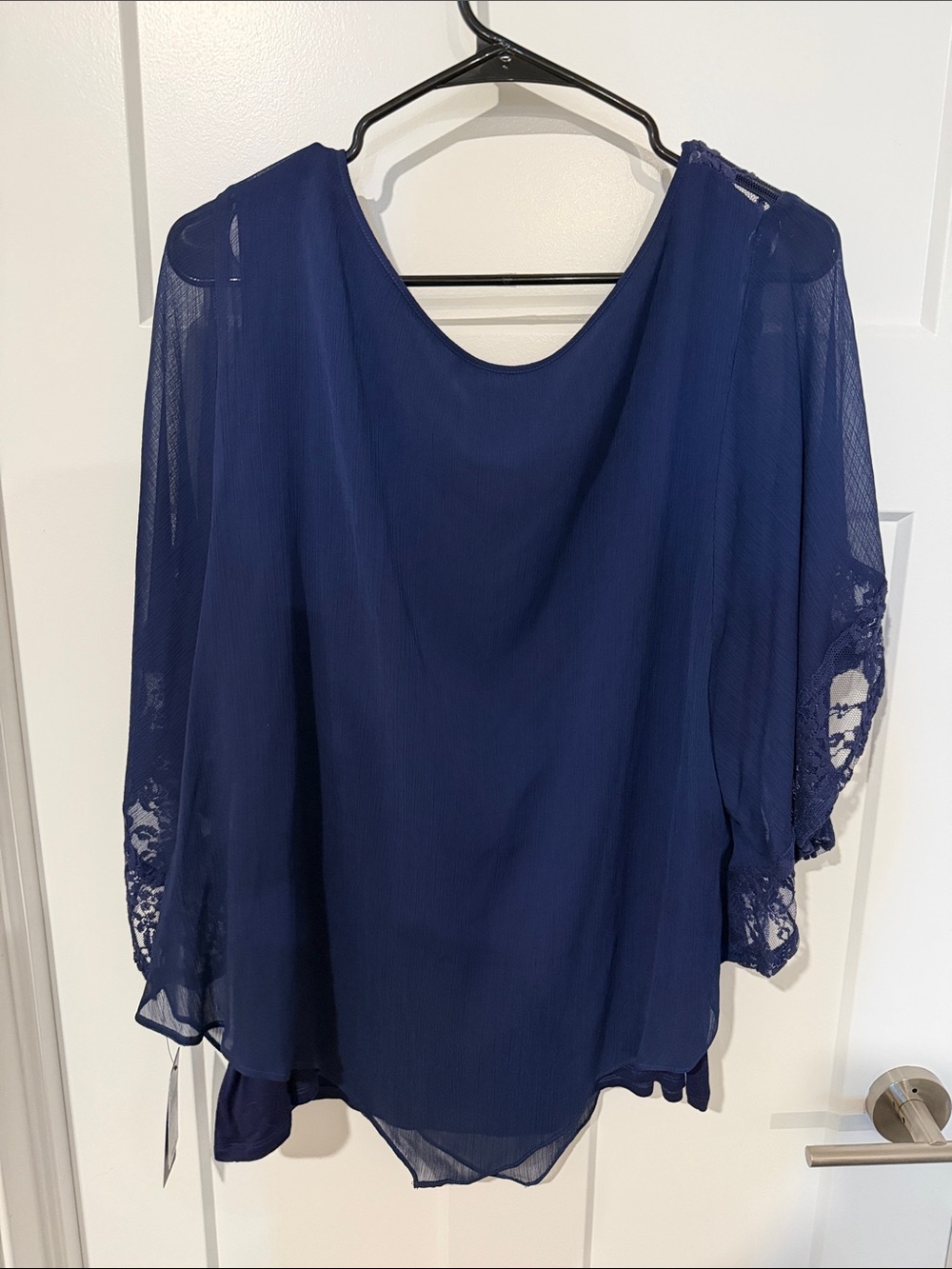 NWT Women's Navy Lace-Sleeve Blouse - Picture 4 of 4